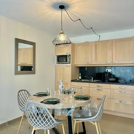 L'escapade Marine Apartment